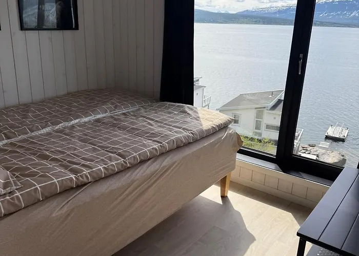 Modern And Cozy Fjord View Hébergement de vacances *
