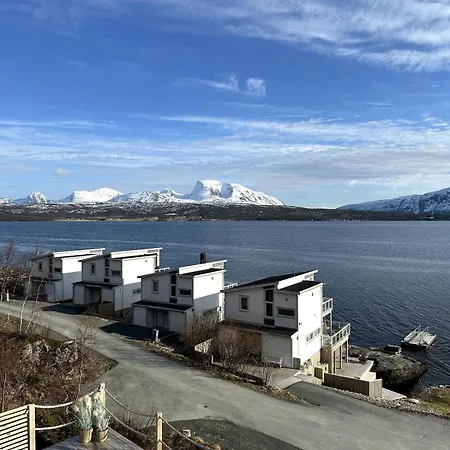 بيت للعطل Modern And Cozy Fjord View