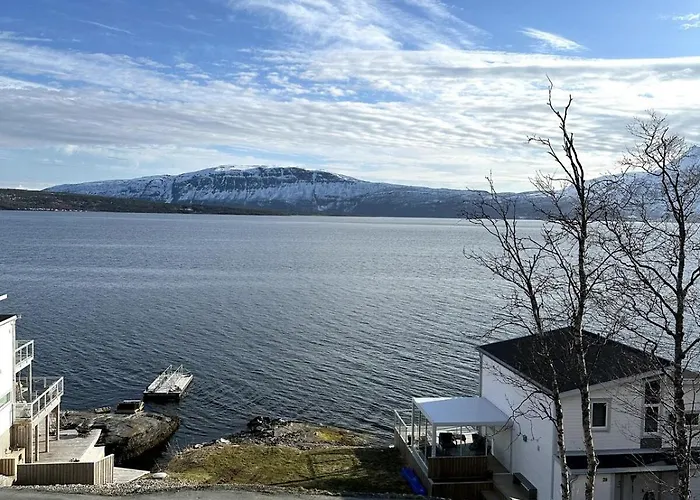 度假居 Modern And Cozy Fjord View